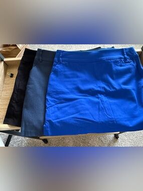 Women’s Attyre Skorts sz 10, like new, sold together, 3 for $30, see description